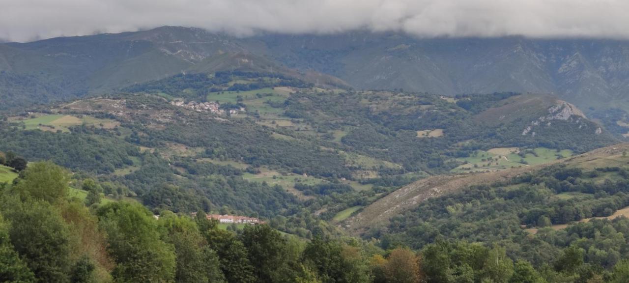 Casa Rural Apartamentos Angel Inguanzo Arenas De Cabrales Εξωτερικό φωτογραφία