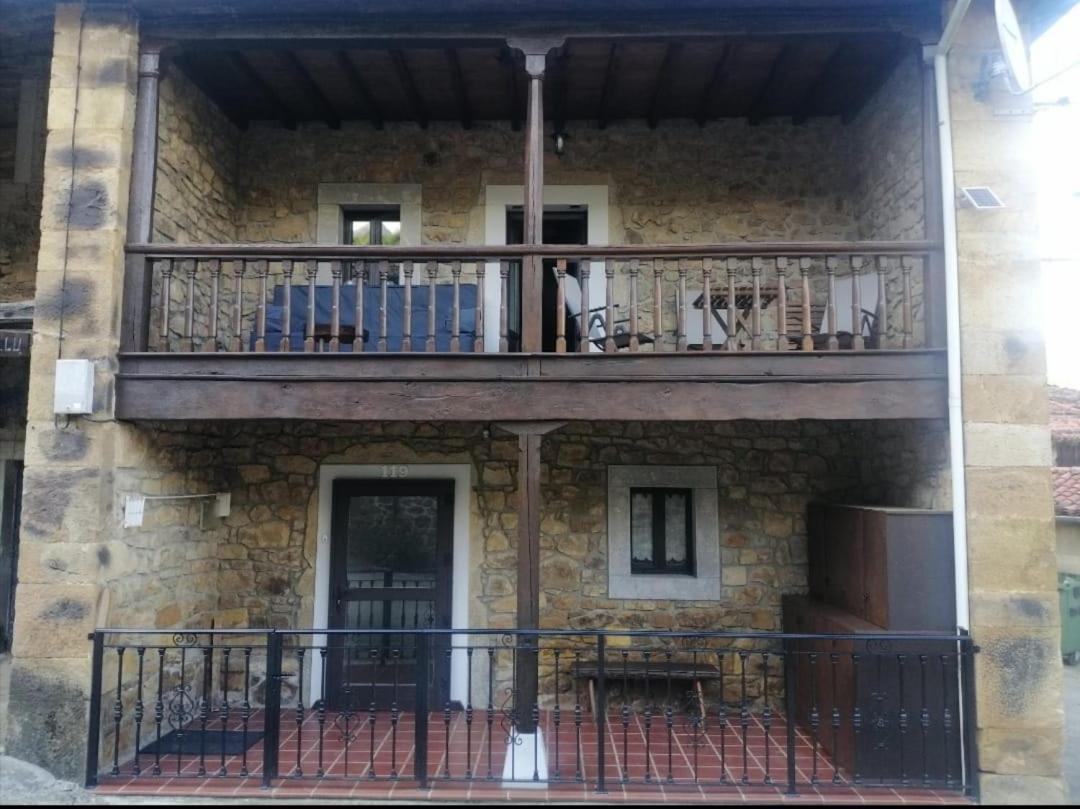 Casa Rural Apartamentos Angel Inguanzo Arenas De Cabrales Εξωτερικό φωτογραφία